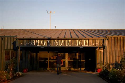 Inside the only college class in Texas to help prepare inmates for life ...