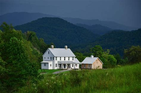 Farmhouse in Bangalore | The Creative Post