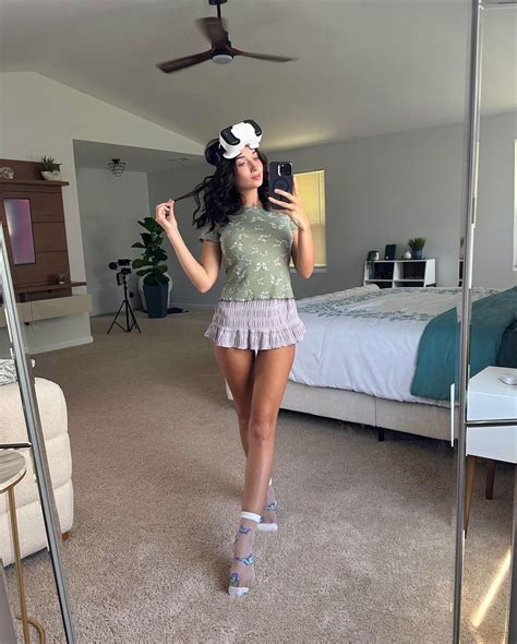 Who is Brooke Tilli? Age, Biography, Wikipedia, Husband, Family,