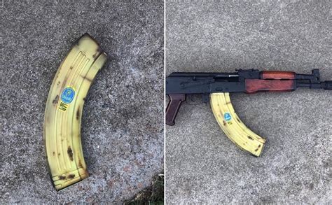 Banana clip on an AK47. Why is this not a thing in GTA? : r/GTAorRussia