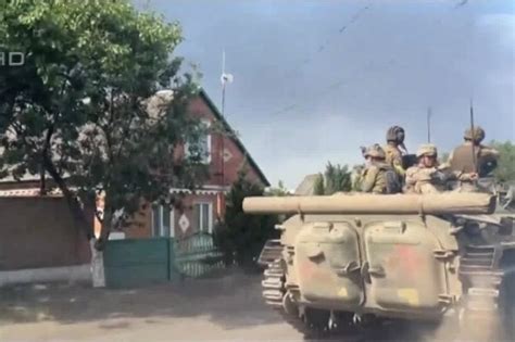 俄军5路包抄利西昌斯克，疑有多名乌高官被困|新媒网
