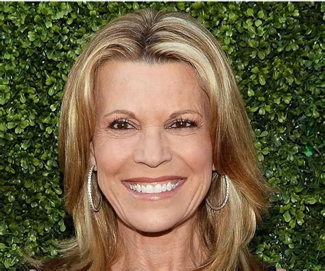 Vanna White - Televion Personality, Timeline, Family - Vanna White ...