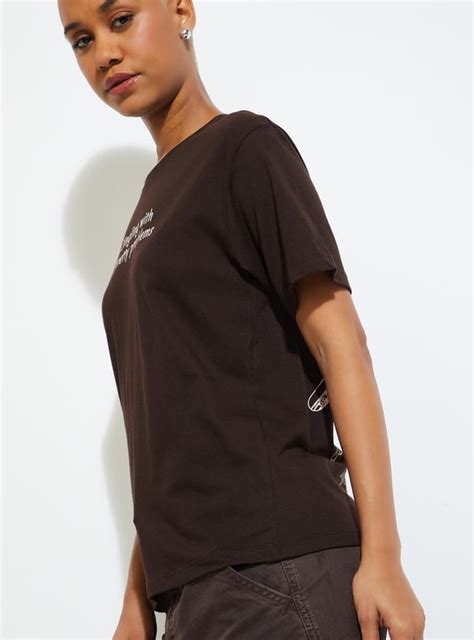 Buy ALAYA F X URB_N Women Printed Relaxed Fit T-shirt Online at just Rs ...