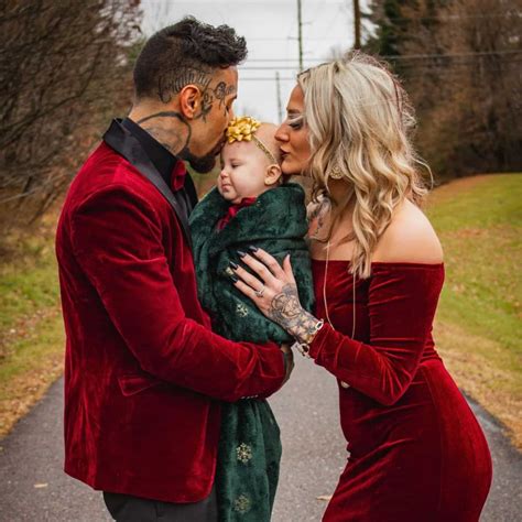 Christmas Family Photo Clothing Ideas