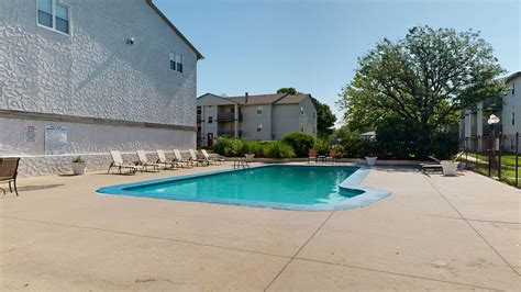 Maple Ridge Apartments - 100 S Ridge Rd, Wichita, KS | Homes.com