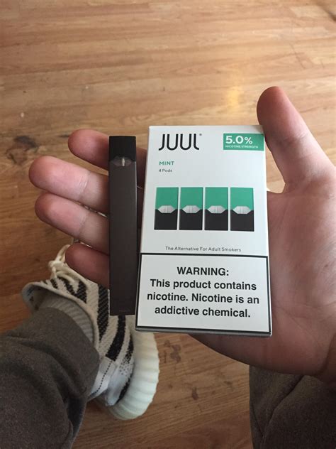 nothing beats a new pack of mint pods : r/juul