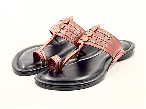 LFL Men's Burgundy Leather Kolhapuri Chappal/ Slippers/LFL-KL-017 – LFL ...