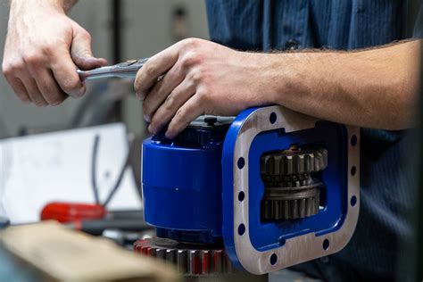 Inland Truck Parts & Service