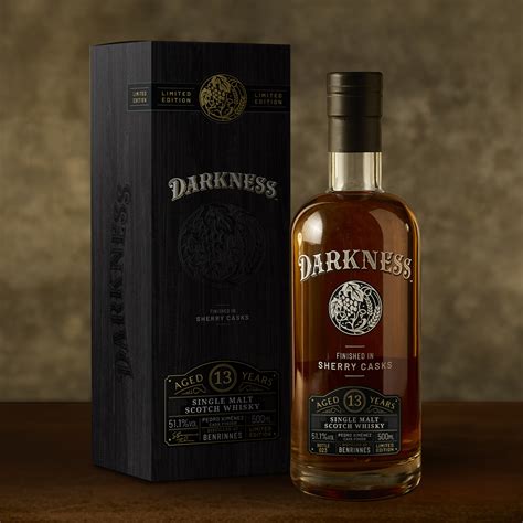 Darkness Whisky - Lara Caiulo