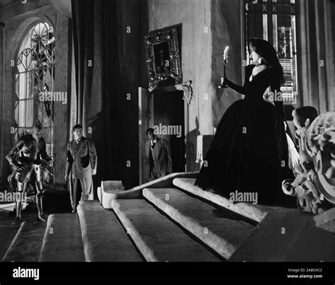 THE GHOST BREAKERS, from left: Bob Hope, Willie Best, Paulette Goddard ...