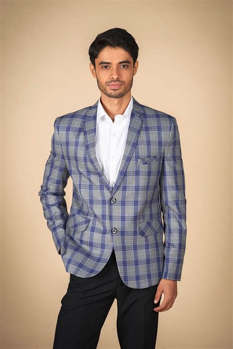 Buy Designer Sherwanis and Wedding Wear for Men | Dulha Ghar