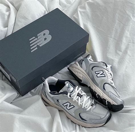 New Balance 530 Shoes (white)