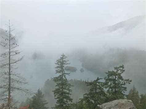 Late Summer in the North Cascades. Ross Lake Overlook on Highway 20 ...