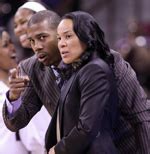 Blue Star Basketball - Coach Darius Taylor