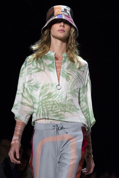 New York Fashion Week 2015 - Photos,Images,Gallery - 30157
