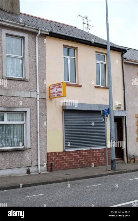 Small Local Shops 的图像结果