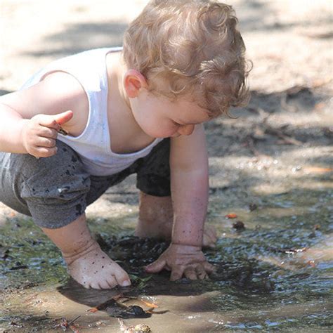 Outdoor Activities for Children on a Rainy Day – Brainsmith