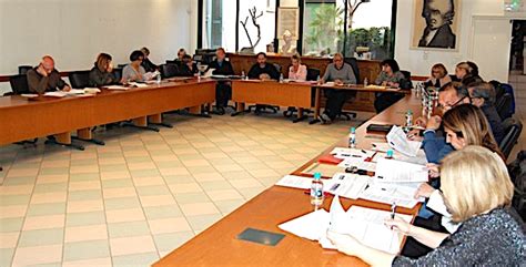 Réduction des dépenses de 7% : Objectif 2017 du conseil municipal de L ...