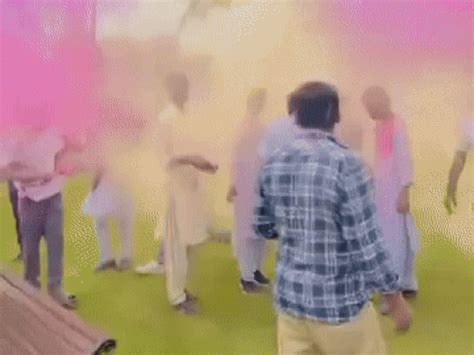 FIR filed against students for celebrating Holi in Pakistan University ...