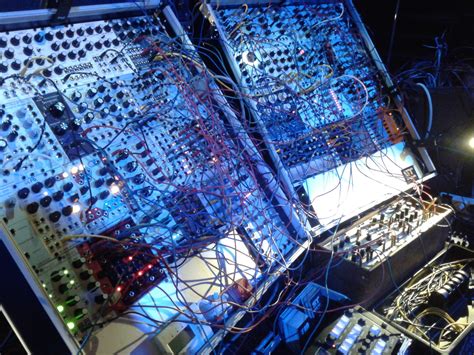 Modulator Synthesizer 的图像结果