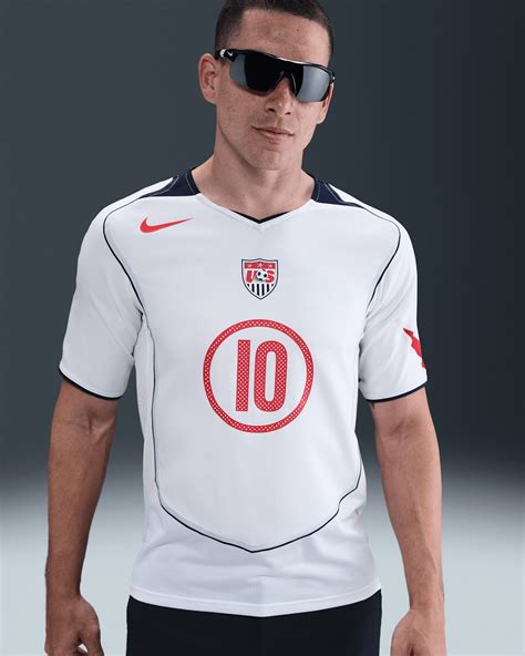 USMNT 2004 Total 90 Reissue Apparel Collection release date. Nike SNKRS