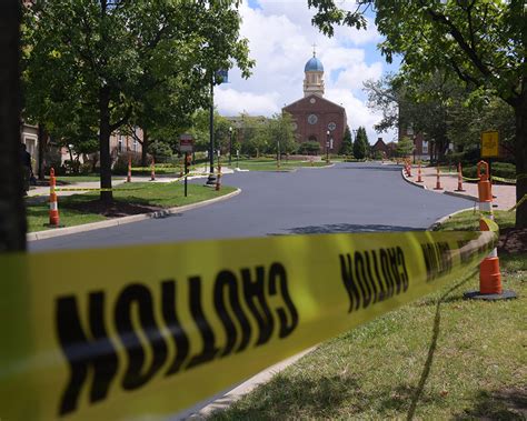 Perception Reality Road Sign 的图像结果