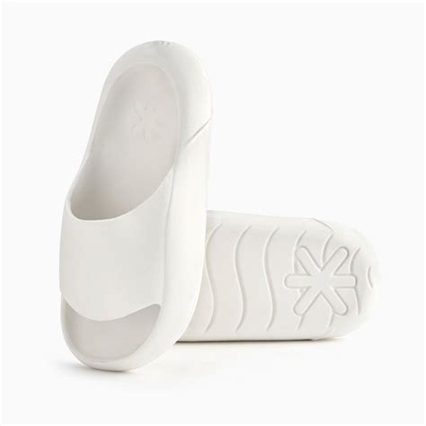 Buy Ludic Sliders Chaas White - Ultimate Comfort