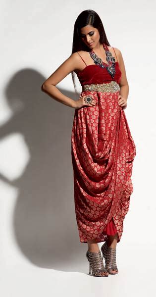 11 Outfits to stand out in a wedding