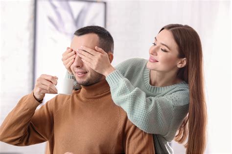 Long Distance Relationship Games