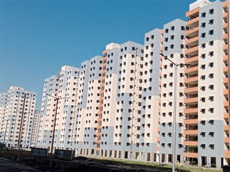AFFORDABLE HOUSING PROJECT FOR GUJARAT HOUSING BOARD AT SURAT :PHASE-5 ...