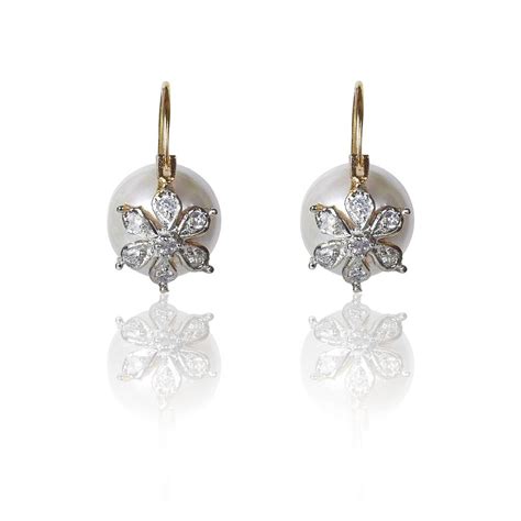 Flower Pearl Earring | Flower Pearl Earring · Eternz