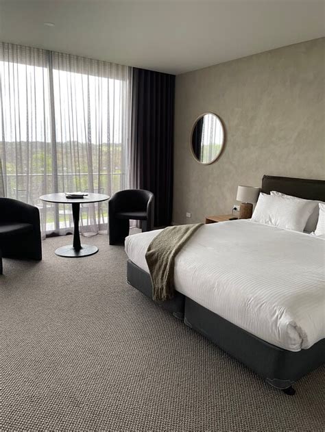 LINKS LODGE AT THE DUNES (Rye, Victoria) - B&B Reviews, Photos, Rate ...