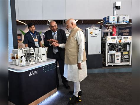 Indian startups accelerate 'Aatmanirbhar Chips' roadmap under DLI Scheme