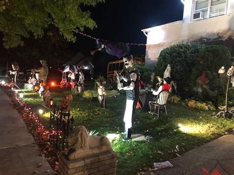 Halloween 2022: Here are 20 frighteningly spectacular decorated houses ...
