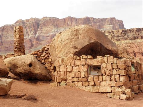 OLD CLIFF DWELLERS LODGE (BLANCHE RUSSELL ROCK HOUSE) (2026) All You ...