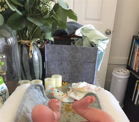 Baby Poop Explodes 的图像结果