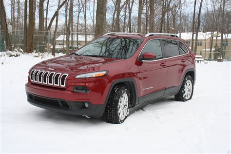 Car report: 2014 Jeep Cherokee Latitude 4×4 makes an impact - WTOP News