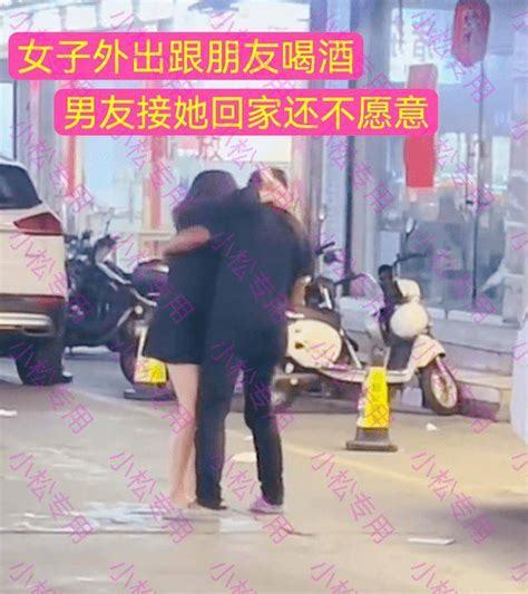 广东：情侣在街边吵架，男生一气之下转身就走，留下女子独坐街头_男子_男友_耳光