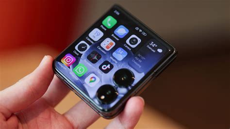 Xiaomi Mix Flip review: Leica's first flip phone | Digital Camera World