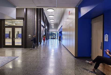 Wy'east Middle School — R&C Management Group, LLC