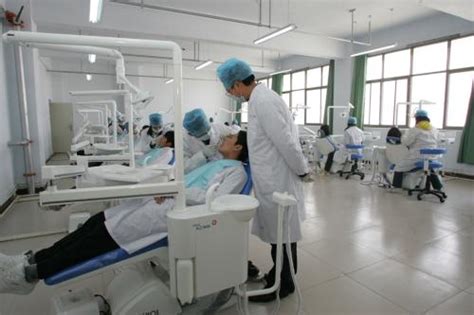 重庆口腔医学技术专业就业方向及前景_格尔卫校网