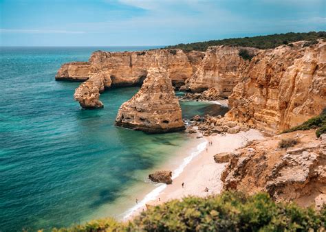 13 Best Beaches and Beach Towns in The Algarve, Portugal For 2026 (With ...