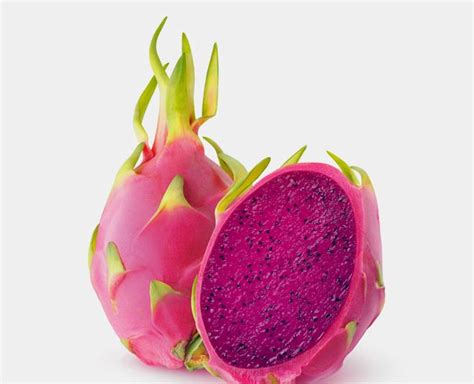 Get Instant Glow On Your Face With Dragon Fruit Face Masks | Herzindagi