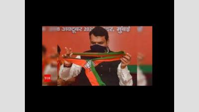 Maharashta: Fadnavis files intervention in Uke’s case against him ...