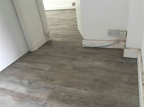 Grey Wood Effect Linoleum Flooring