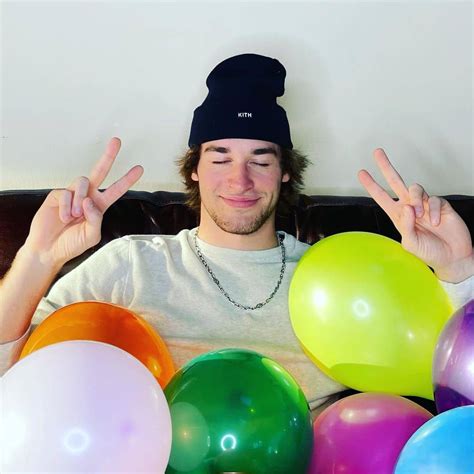 Joe Mele - Age, Height, Net Worth, Girlfriend, Bio, Facts, Wiki