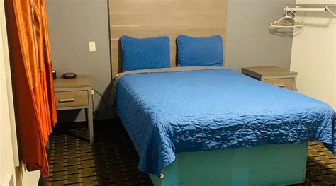 RELAX INN MOTEL KOUNTZE - Motel Reviews, Photos, Rate Comparison ...