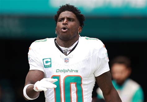 Dolphins' Tyreek Hill Reignites Feud With Olympic Gold Medalist Noah ...
