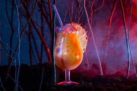 11 Halloween-Themed Cocktails to Shake up | Wine Enthusiast