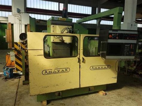 ANAYAK VH- 1800 CNC bed type milling machine with Heidenhain TNC in ...